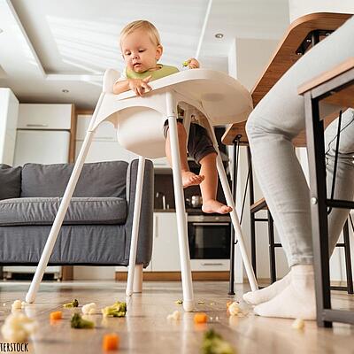 Kleinkind hat Probleme beim Essen