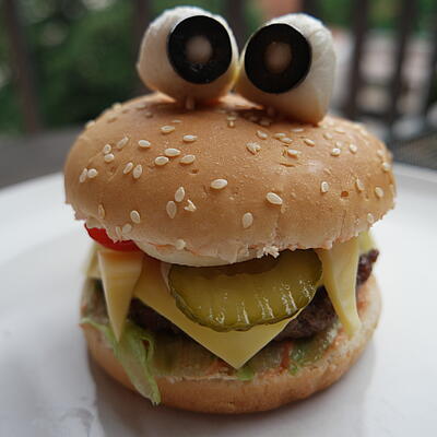 Halloween Burger / Vampir Burger