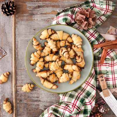 Süße Croissants mit Sauerteig