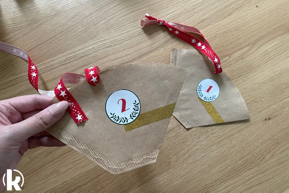 Adventskalender basteln mit Kaffeefilter - Schritt 7