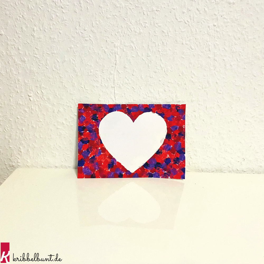 Valentinstag Karte selber machen - Mit Herzmotiv