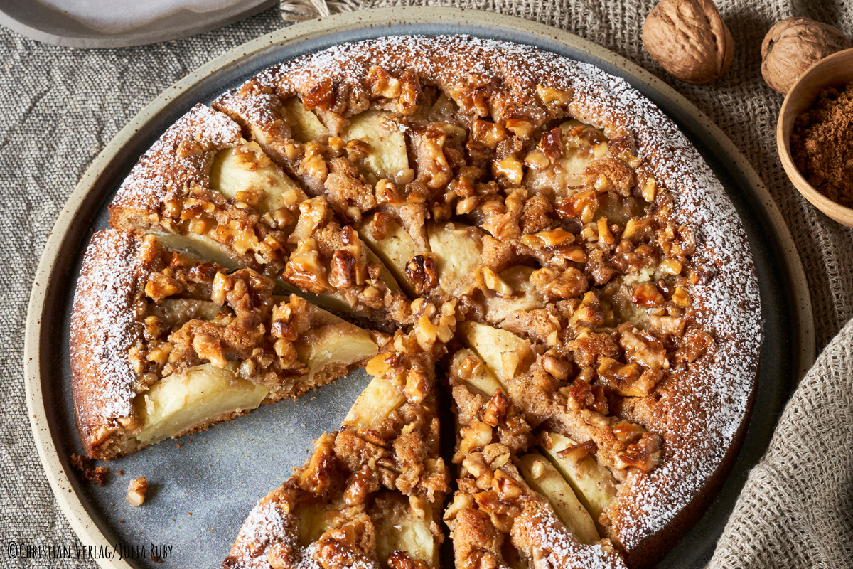 Apfel-Walnuss-Kuchen Rezept