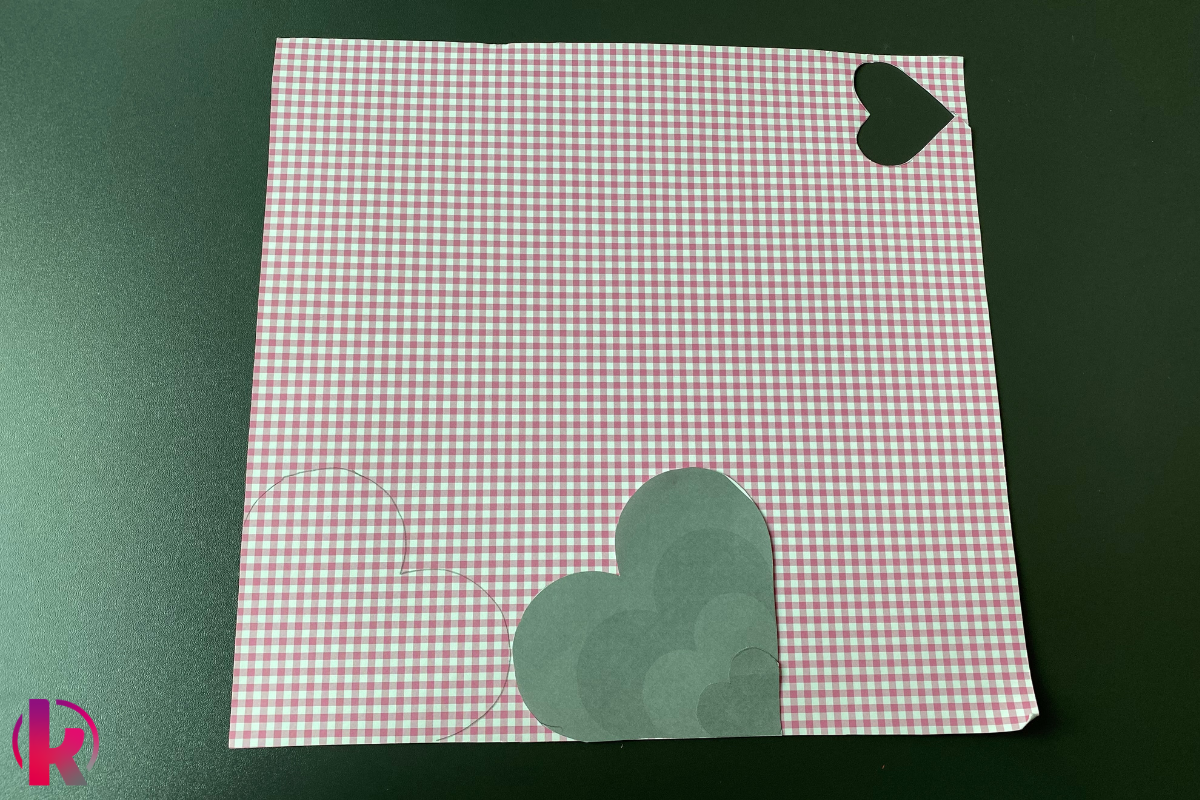 DIY Valentinstag Geschenk basteln - Schritt 1 DIY Valentinstag Geschenk basteln - Schritt 1
