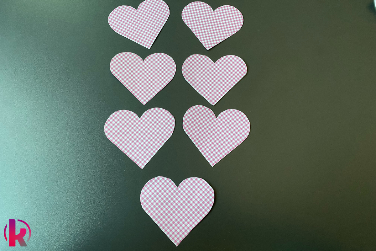 DIY Valentinstag Geschenk basteln - Schritt 2 DIY Valentinstag Geschenk basteln - Schritt 2