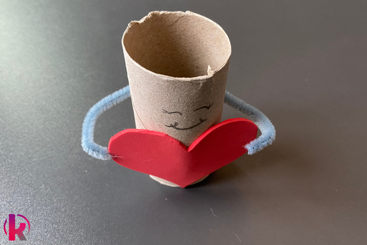 Valentinstag Geschenk selber machen: Herzaufsteller Valentinstag Geschenk selber machen: Herzaufsteller