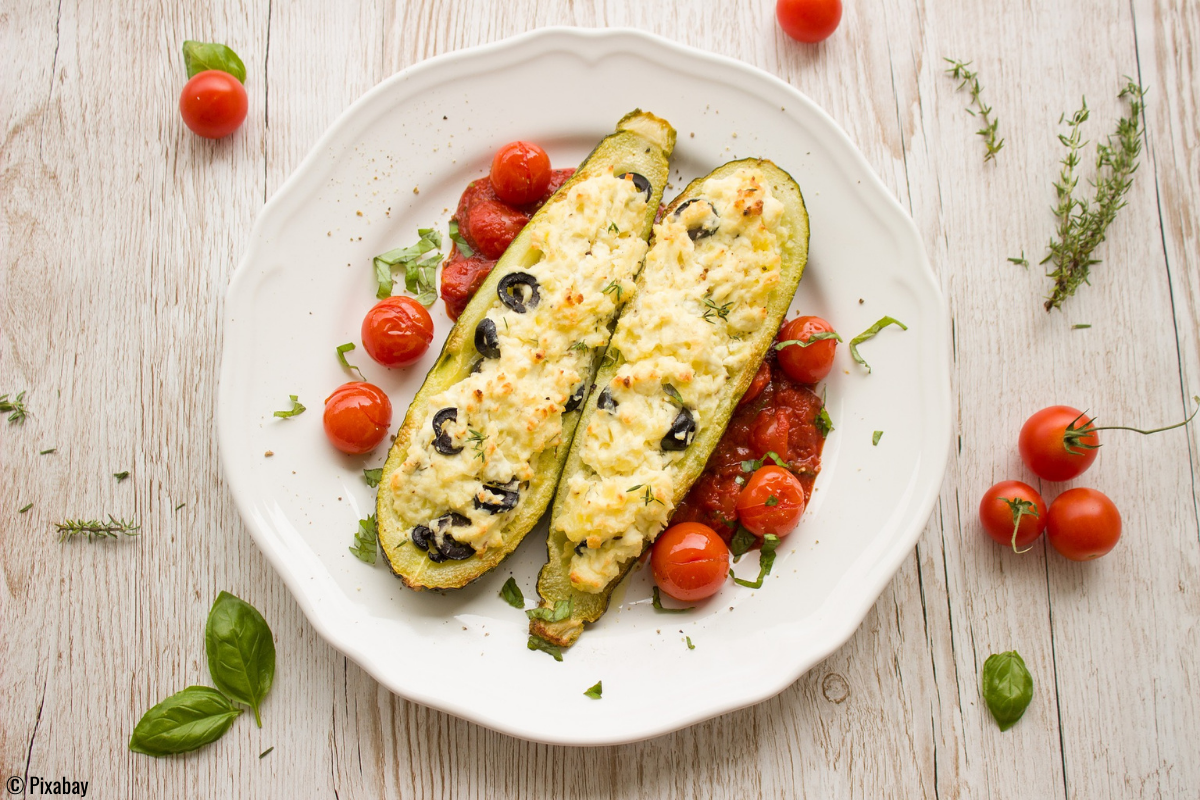 Rezept Gefüllte Zucchini - Vegetarisch | Kribbelbunt